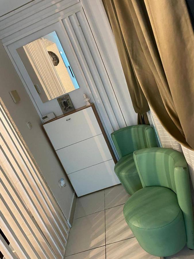 Aqua Apartman Satu Mare Exterior photo