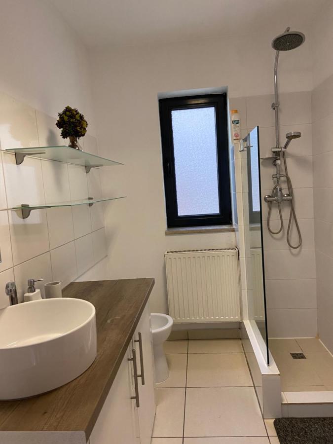 Aqua Apartman Satu Mare Exterior photo
